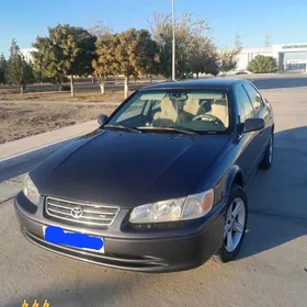 Toyota Camry 2000