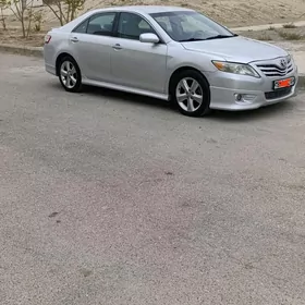 Toyota Camry 2010