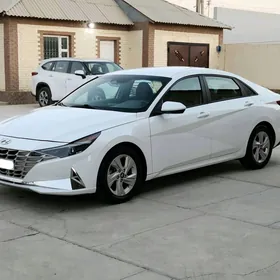Hyundai Elantra 2021