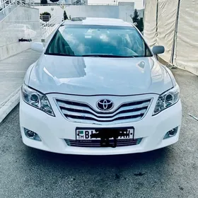 Toyota Camry 2010