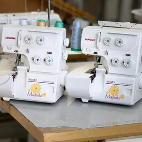 janome owerlok
