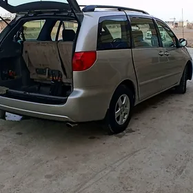 Toyota Sienna 2007