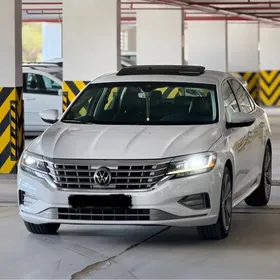 Volkswagen Passat 2021