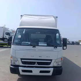 Mitsubishi Canter 2025