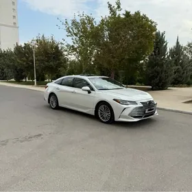 Toyota Avalon 2019