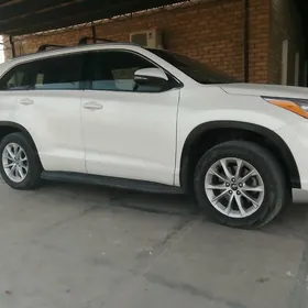 Toyota Highlander 2016