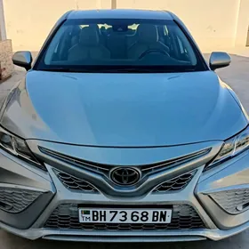 Toyota Camry 2020