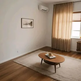 1mkr Bayramhan aleyanyn yany