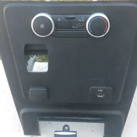 fort explorer 21 yil