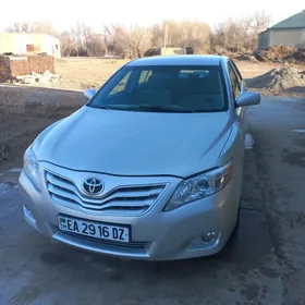 Toyota Camry 2011