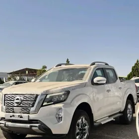 Nissan Navara 2025