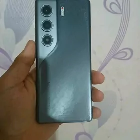 camon  40 pro