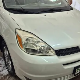 Toyota Sienna 2005