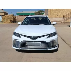 Toyota Camry 2023