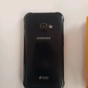 Samsung J1 ace