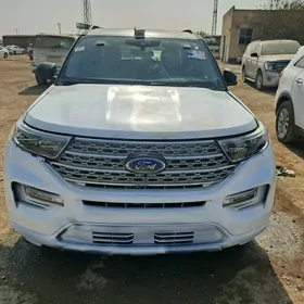 Ford Explorer 2021
