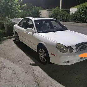 Hyundai Sonata 2003
