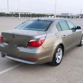 BMW E60 2003