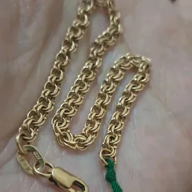 gyzyl yerewan kardinal