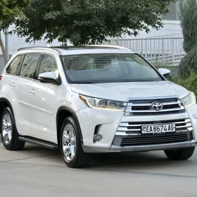 Toyota Highlander 2016