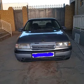 Opel Vectra 1990