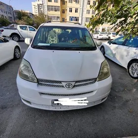 Toyota Sienna 2005