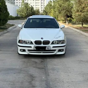 BMW E39 2002
