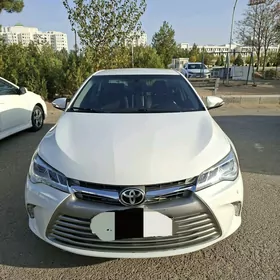 Toyota Camry 2017