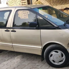 Toyota Previa 1995