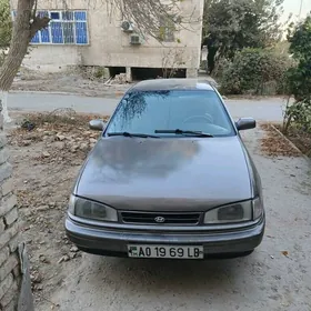 Hyundai Elantra 1992