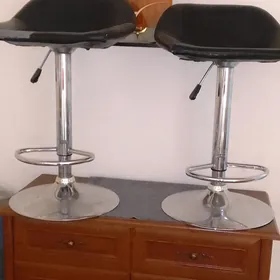 Барные стулья