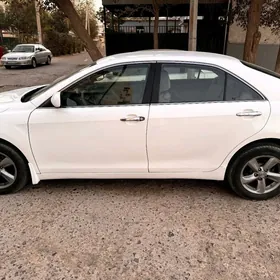 Toyota Camry 2010