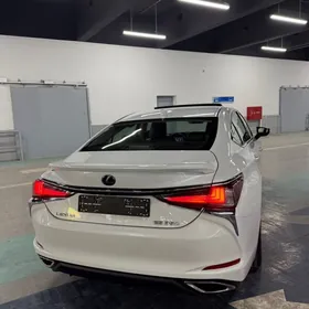 Lexus ES 350 2019
