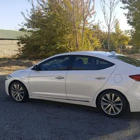 Hyundai Elantra 2018