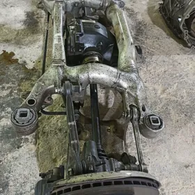 BMW E60 Задний Мост Комплект