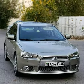 Mitsubishi Lancer Evolution 2009