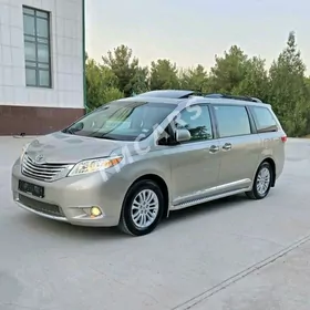 Toyota Sienna 2016