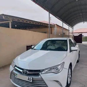 Toyota Camry 2017