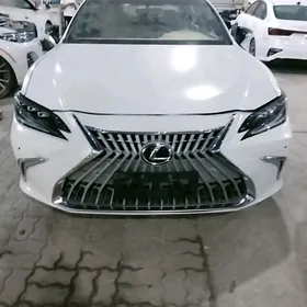 Lexus ES 350 2022