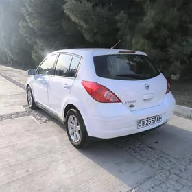 Nissan Versa 2009