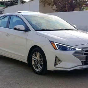 Hyundai Elantra 2020