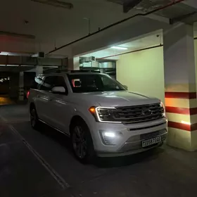 Ford Expedition 2021