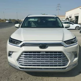 Toyota Grand Highlander 2023