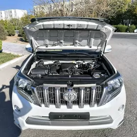 Toyota Land Cruiser Prado 2014