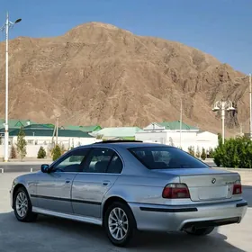BMW E39 1998