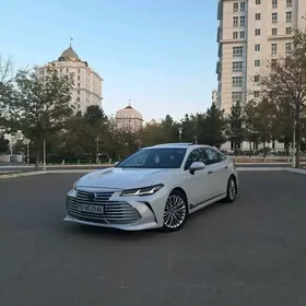 Toyota Avalon 2020