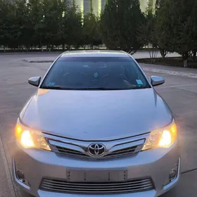 Toyota Camry 2013