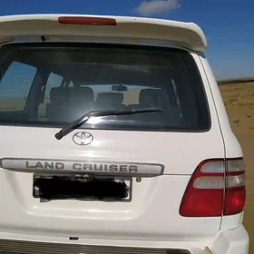 Toyota Land Cruiser 2000