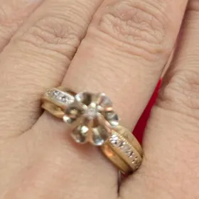 gyzyl ỳüzük - золотое кольцо