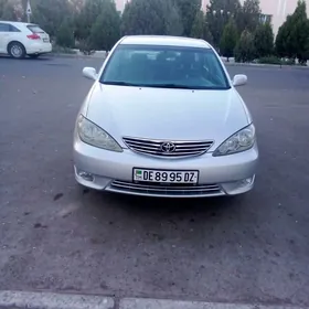 Toyota Camry 2005